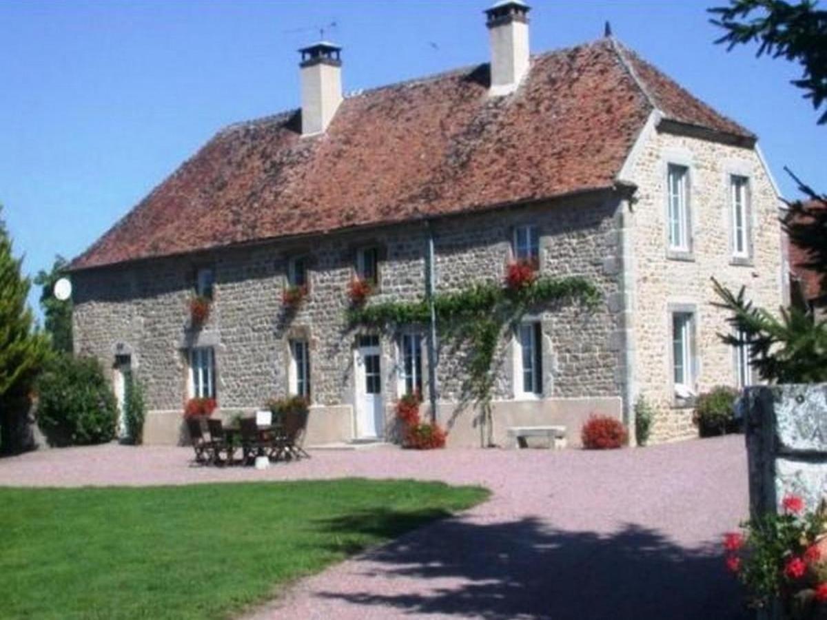 Gite Les Aubues Lormes Luaran gambar